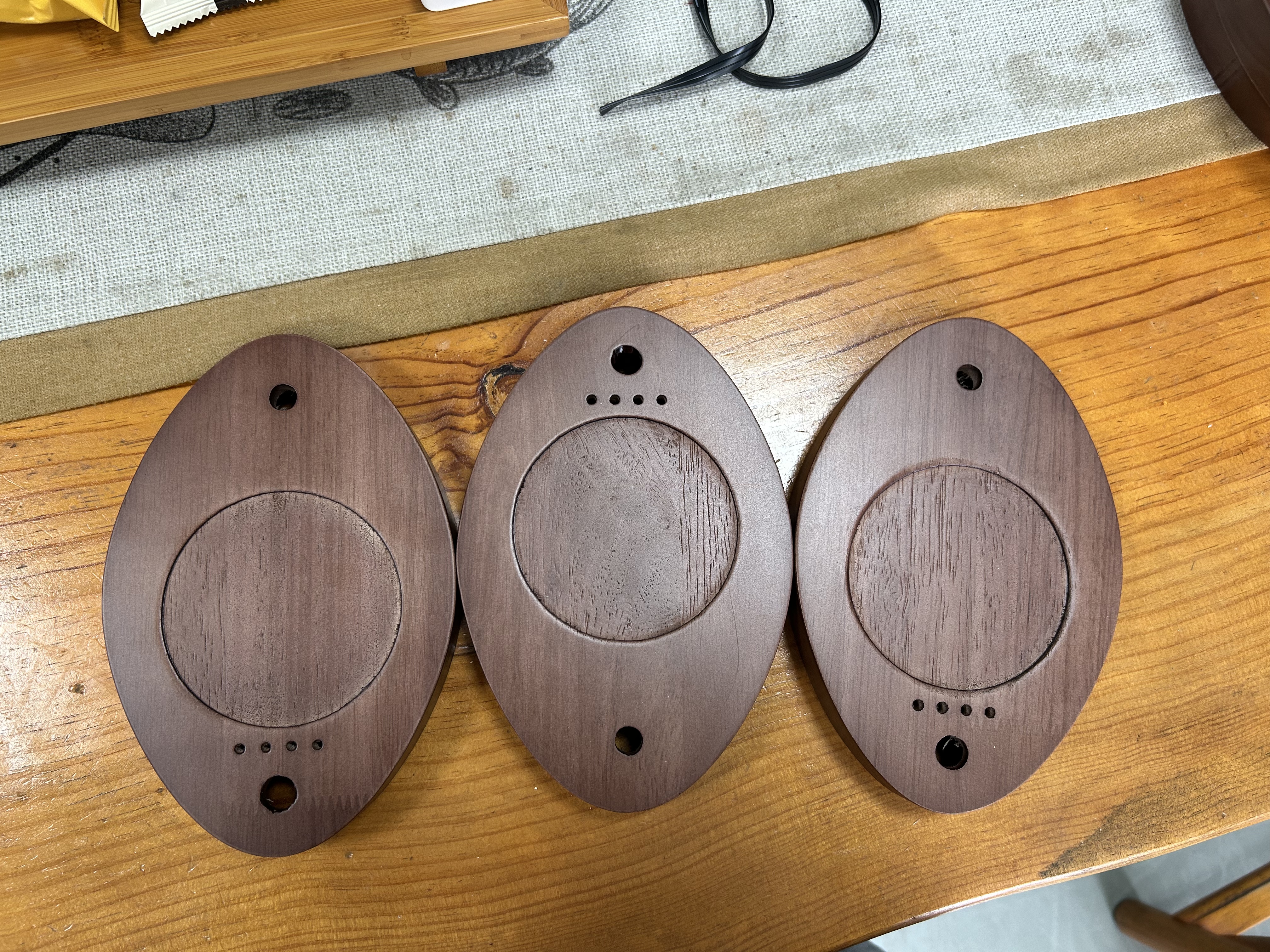 Color-changing candle warmer pre-production sample